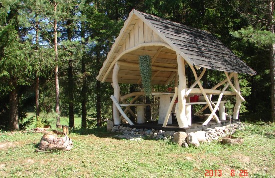 BALTOJI SODYBA su BALTĄJA PIRTIMI  ir ANGLIŠKU nameliu nuotrauka nr. 26