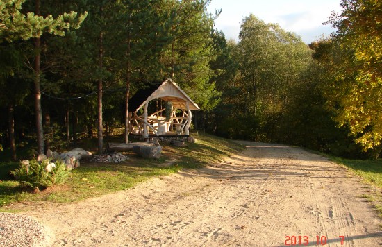 BALTOJI SODYBA su BALTĄJA PIRTIMI  ir ANGLIŠKU nameliu nuotrauka nr. 27